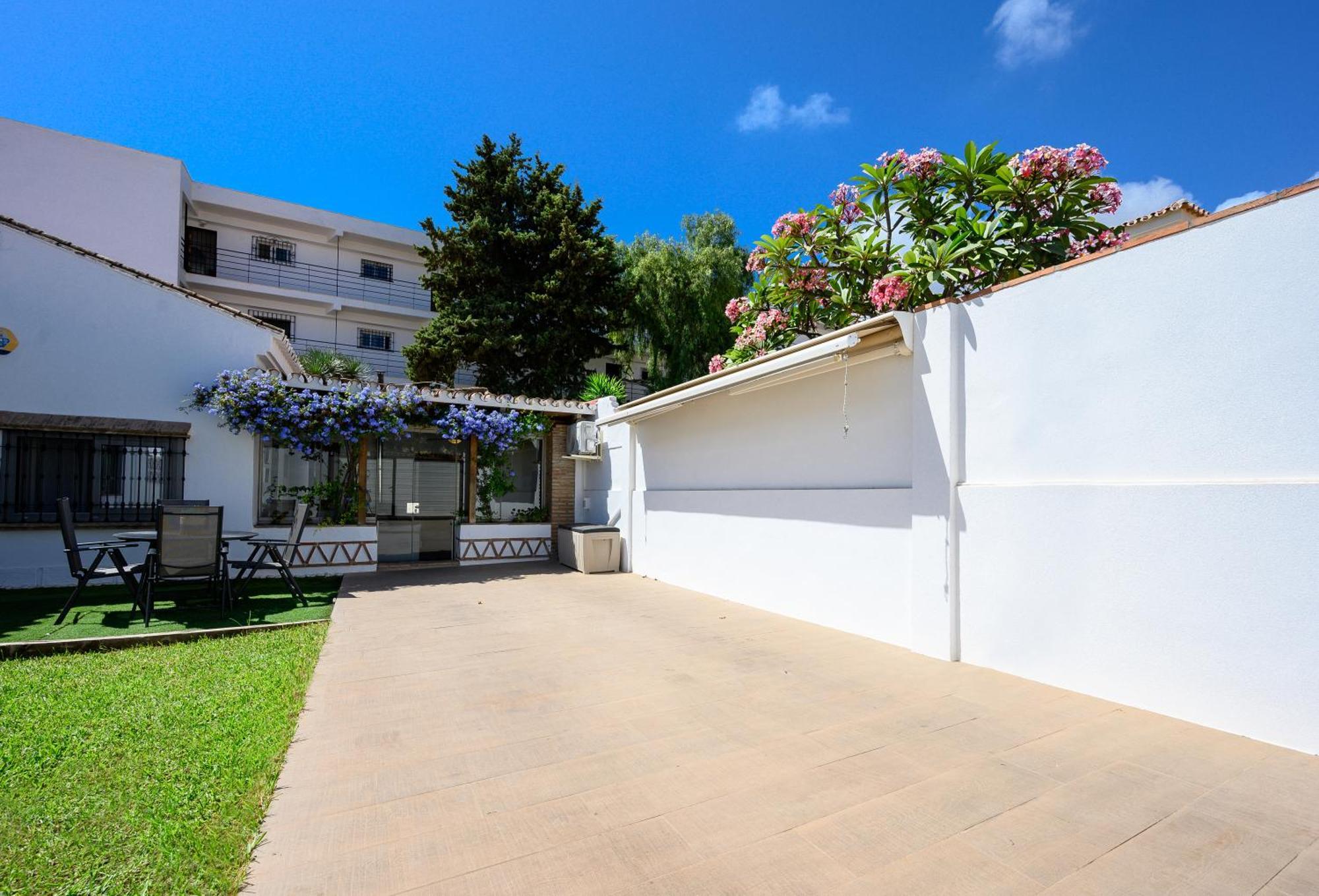 Chalet En Puerto Marina Benalmádena Exterior photo